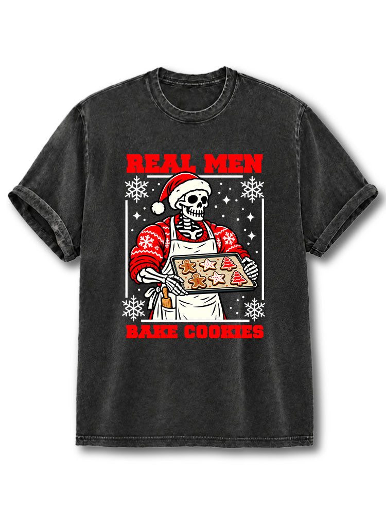 REAL MEN BAKE COOKIES  Washed T-Shirt